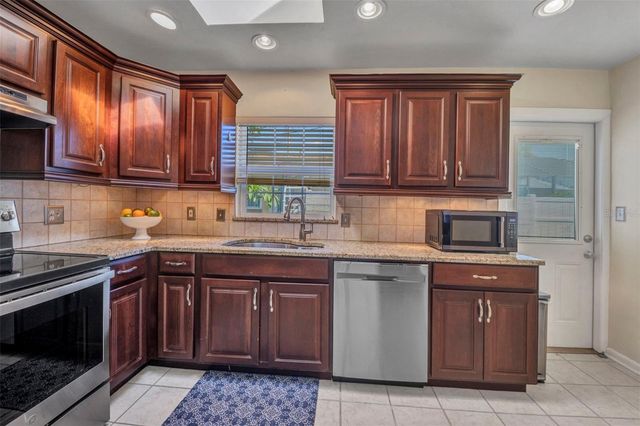 181 DUXBURY AVENUE, Port Charlotte, FL 33952