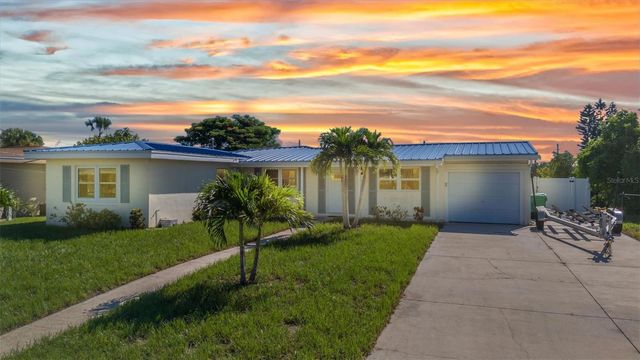 181 DUXBURY AVENUE, Port Charlotte, FL 33952