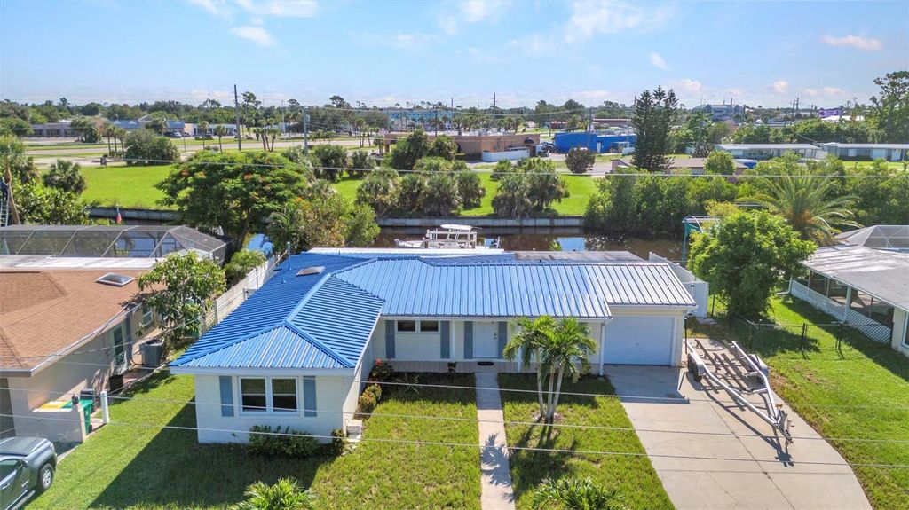 181 DUXBURY AVENUE, Port Charlotte, FL 33952