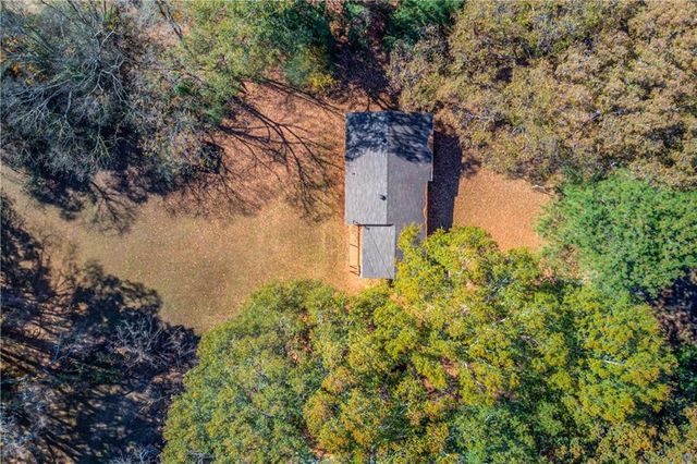 289 Bell Avenue, Hoschton, GA 30548