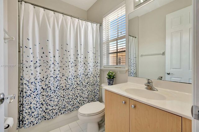 112 Osceola Lane, Jupiter, FL 33458