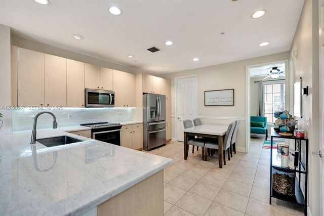 112 Osceola Lane, Jupiter, FL 33458