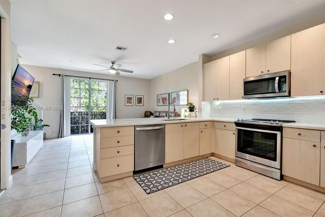 112 Osceola Lane, Jupiter, FL 33458