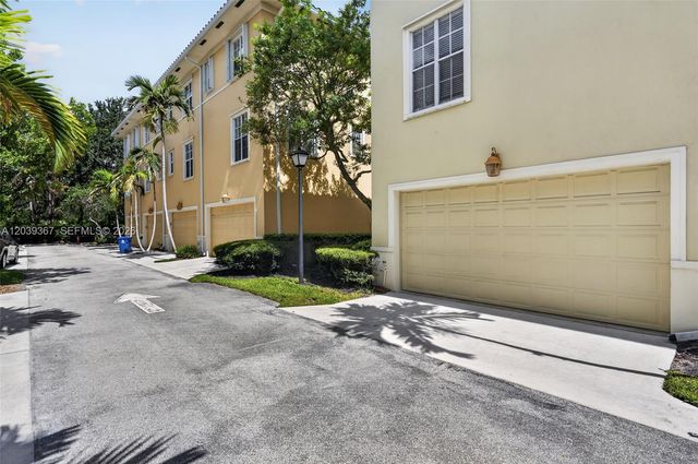 112 Osceola Lane, Jupiter, FL 33458