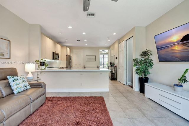 112 Osceola Lane, Jupiter, FL 33458
