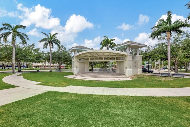 112 Osceola Lane, Jupiter, FL 33458