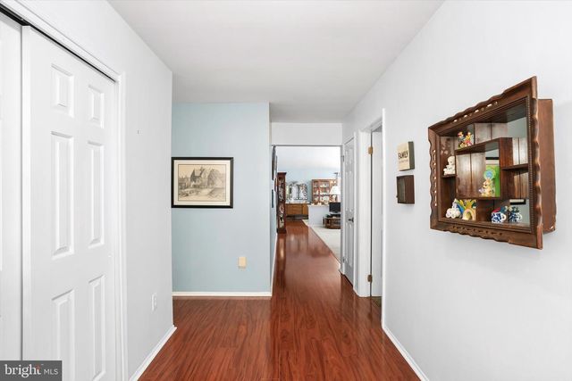 16 HILLTOP LN W, Mansfield Twp, NJ 08022
