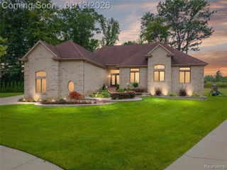 52041 Loon Court, Shelby Twp, MI 48315