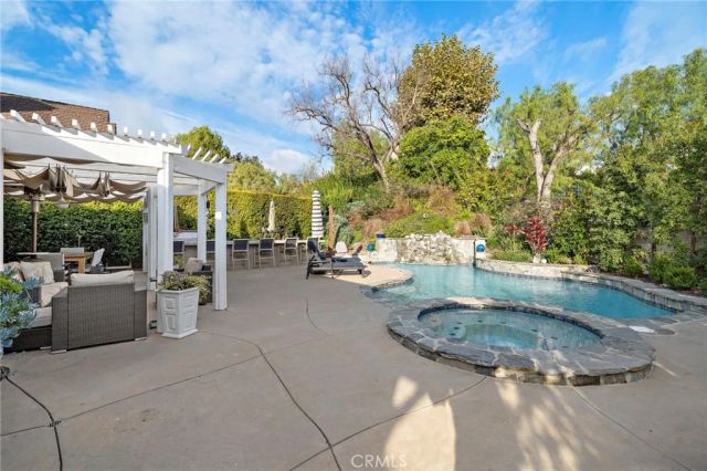 22 Lexington, Coto De Caza, CA 92679