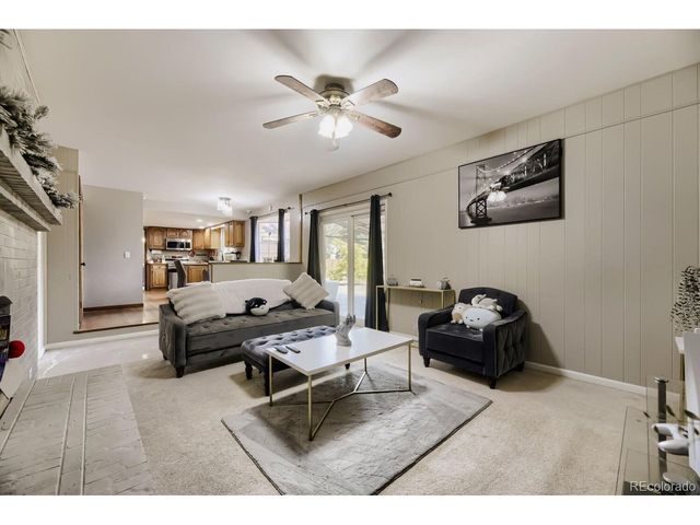 1435 S Macon St, Aurora, CO 80012