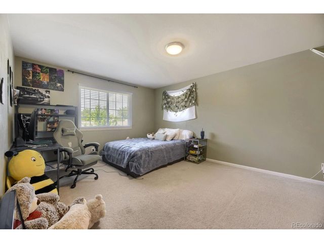 1435 S Macon St, Aurora, CO 80012