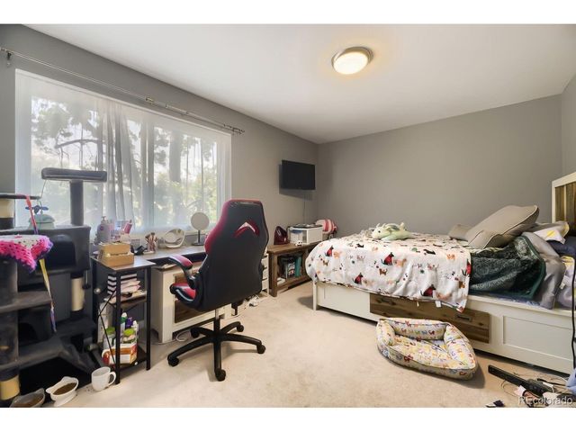 1435 S Macon St, Aurora, CO 80012
