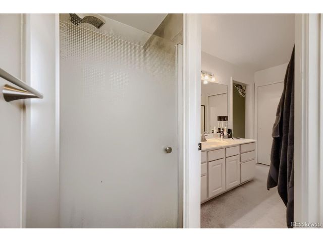 1435 S Macon St, Aurora, CO 80012