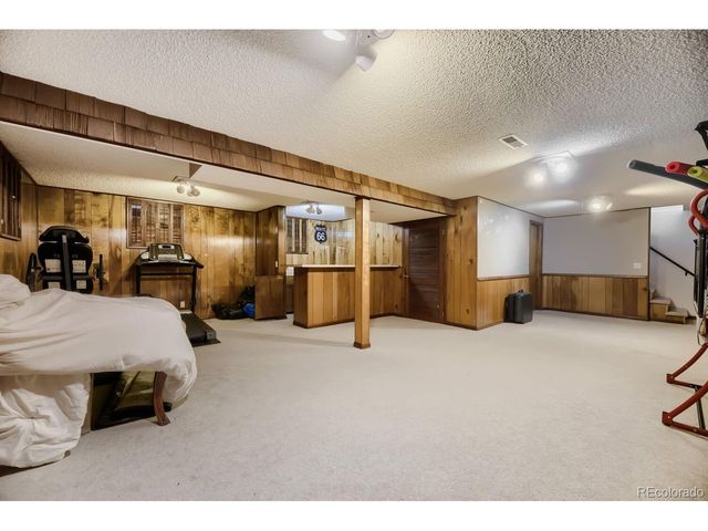 1435 S Macon St, Aurora, CO 80012