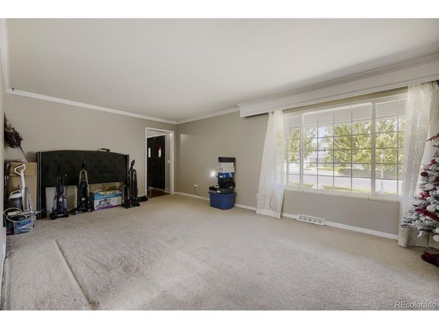 1435 S Macon St, Aurora, CO 80012