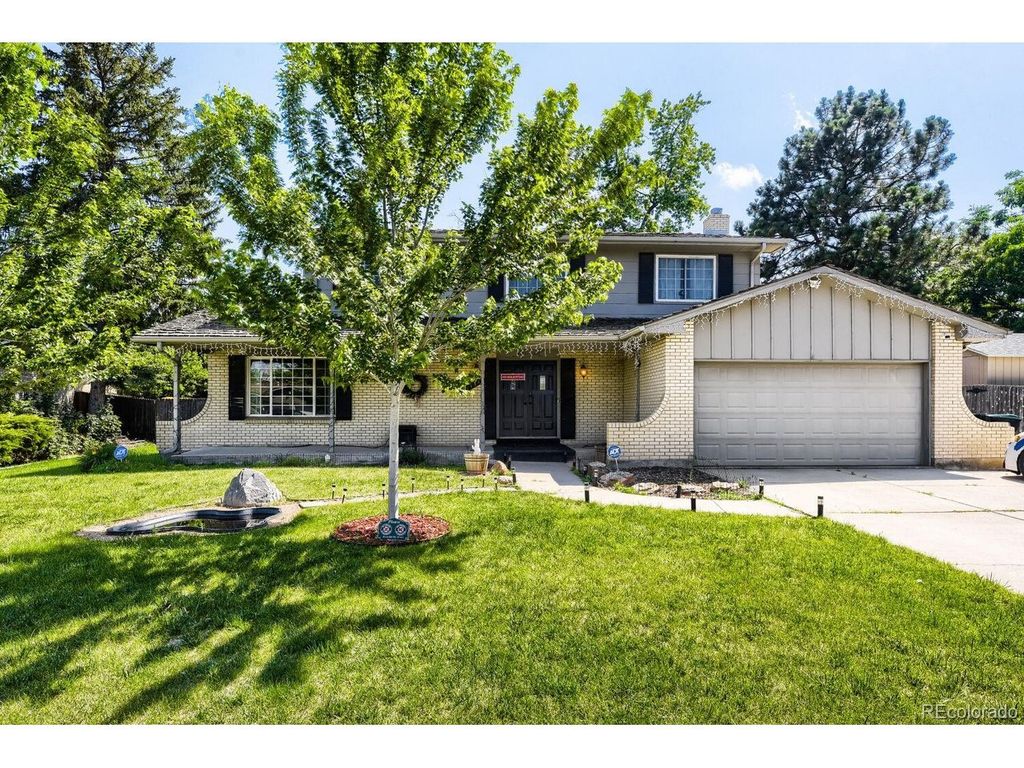 1435 S Macon St, Aurora, CO 80012