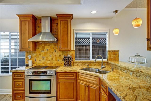 36184 Toulouse Street, Newark, CA 94560