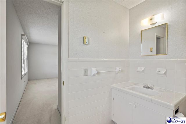 3108 Peniel Rd, Timmonsville, SC 29161