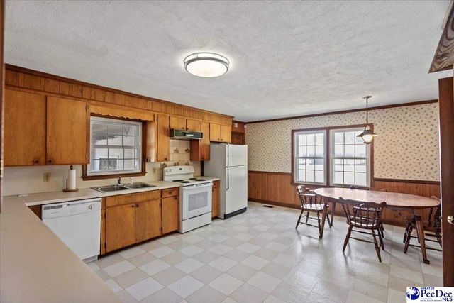 3108 Peniel Rd, Timmonsville, SC 29161