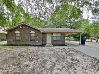 2940 Meadowbrook Drive, Horn Lake, MS 38637