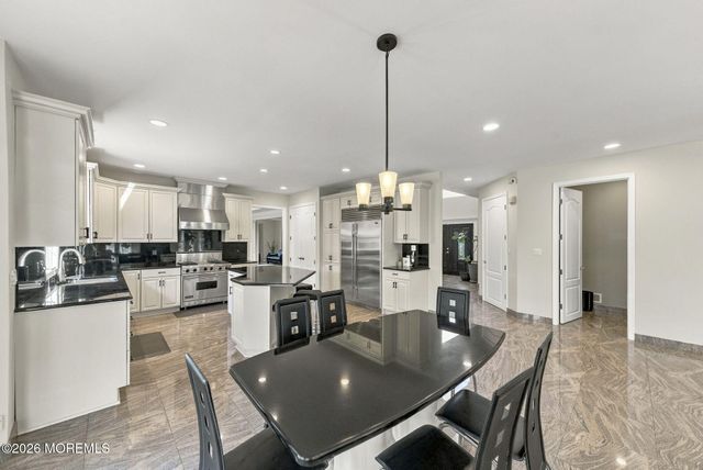 14 Diamond Hill Road, Marlboro, NJ 07746