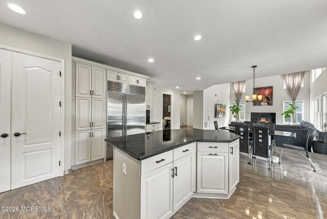 14 Diamond Hill Road, Marlboro, NJ 07746