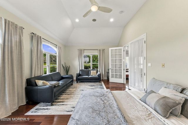 14 Diamond Hill Road, Marlboro, NJ 07746
