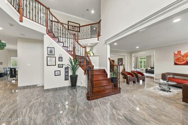 14 Diamond Hill Road, Marlboro, NJ 07746