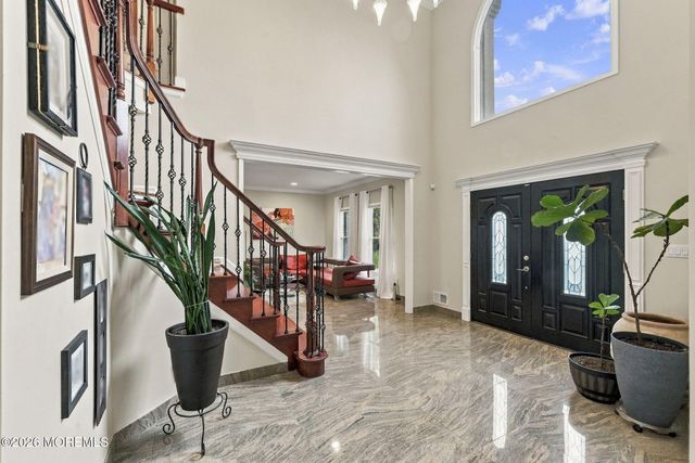14 Diamond Hill Road, Marlboro, NJ 07746