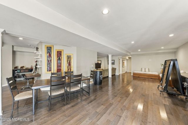 14 Diamond Hill Road, Marlboro, NJ 07746