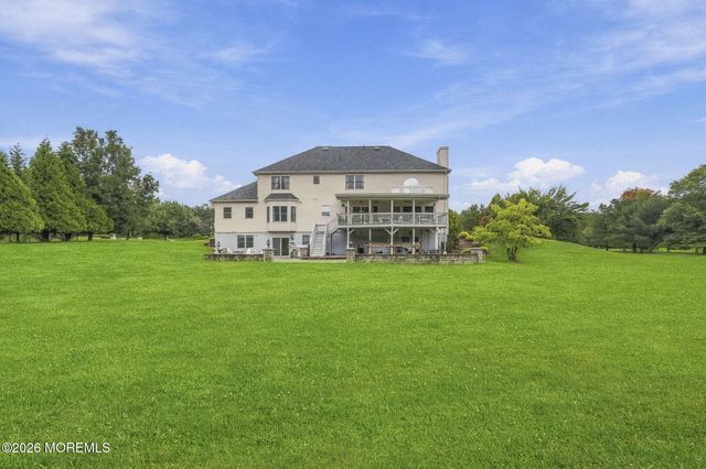 14 Diamond Hill Road, Marlboro, NJ 07746
