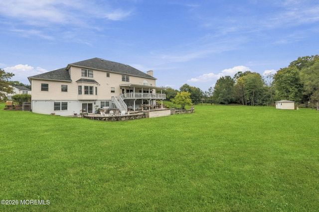 14 Diamond Hill Road, Marlboro, NJ 07746