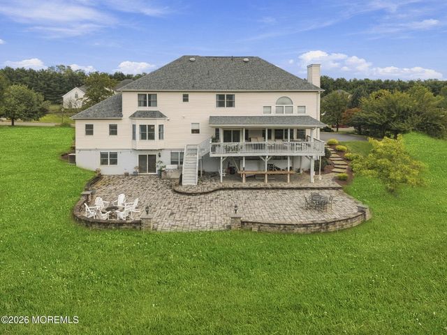 14 Diamond Hill Road, Marlboro, NJ 07746