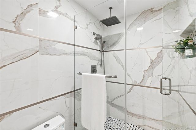 991 S Park Rim Circle, Anaheim Hills, CA 92807