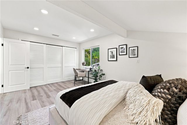 991 S Park Rim Circle, Anaheim Hills, CA 92807