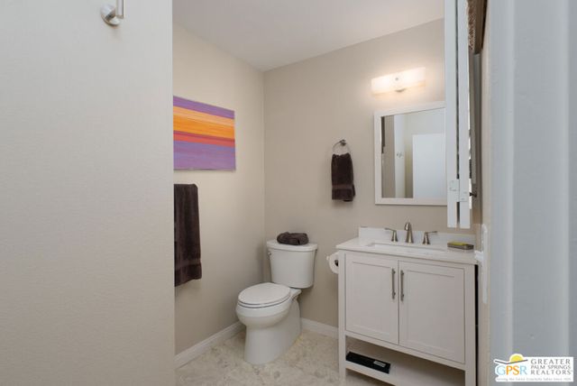 566 N Sunset Way, Palm Springs, CA 92262