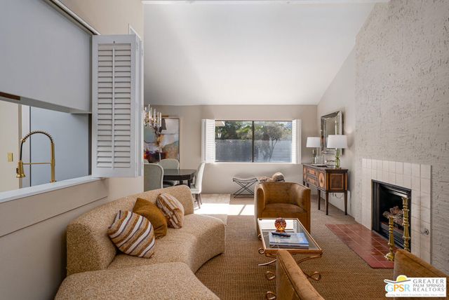 566 N Sunset Way, Palm Springs, CA 92262