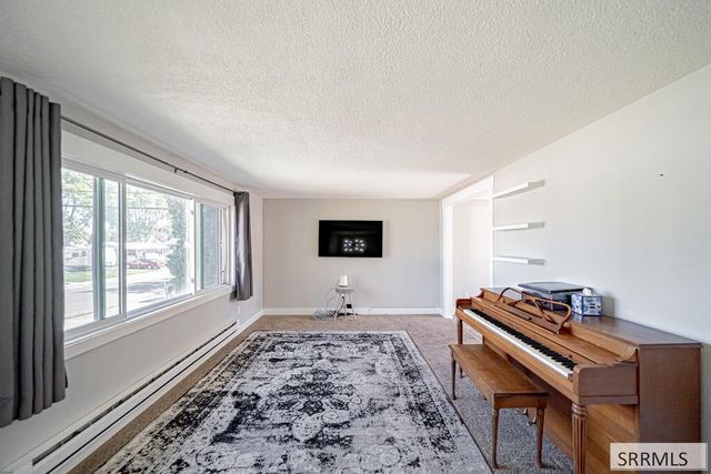 906 Quincy Street, Idaho Falls, ID 83402