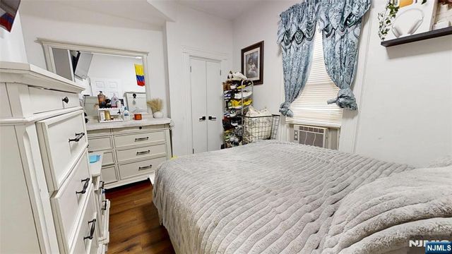 272-274 Parker Street, Newark, NJ 07104