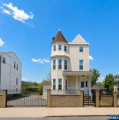 272-274 Parker Street, Newark, NJ 07104