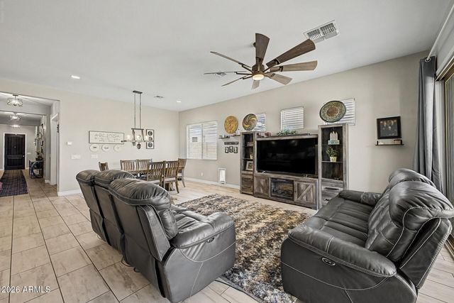 40545 N SPOTTED Lane, San Tan Valley, AZ 85140