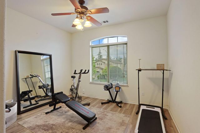 10640 Hidden Grove Cir, Stockton, CA 95209