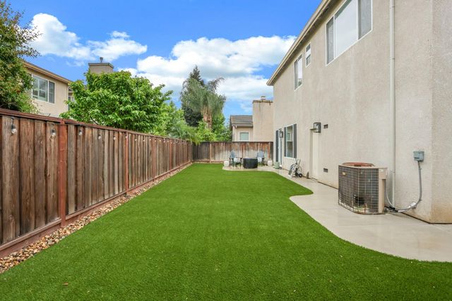 10640 Hidden Grove Cir, Stockton, CA 95209