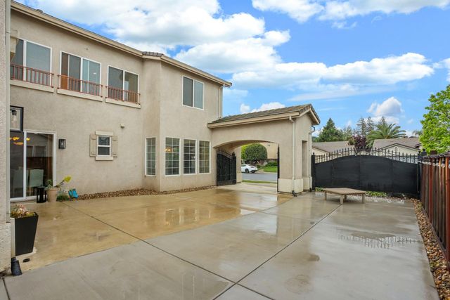 10640 Hidden Grove Cir, Stockton, CA 95209