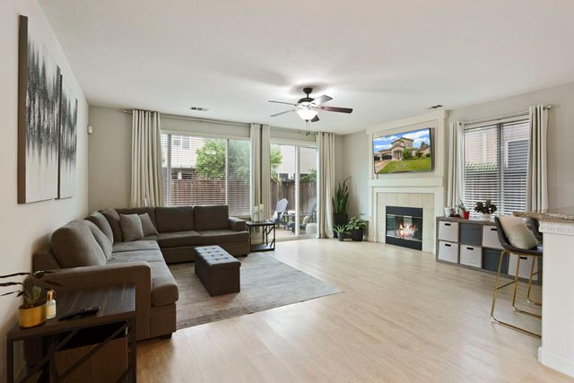 10640 Hidden Grove Cir, Stockton, CA 95209