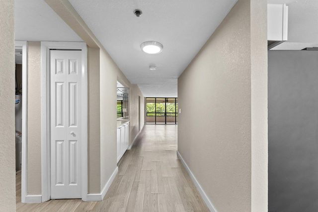 6420 Boca Del Mar Drive 207, Boca Raton, FL 33433