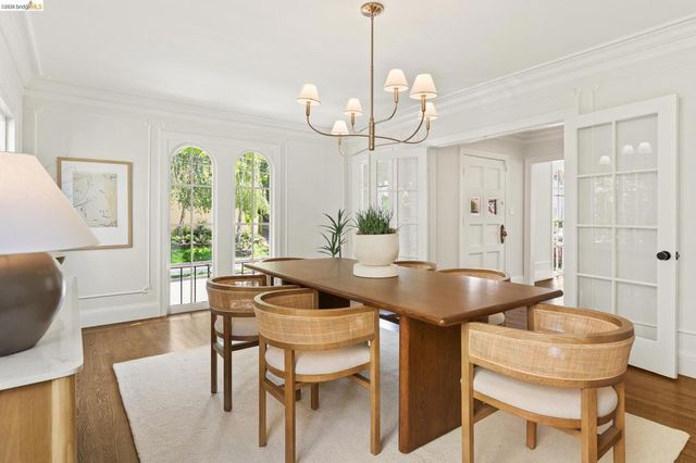 131 Waldo Ave, Piedmont, CA 94611