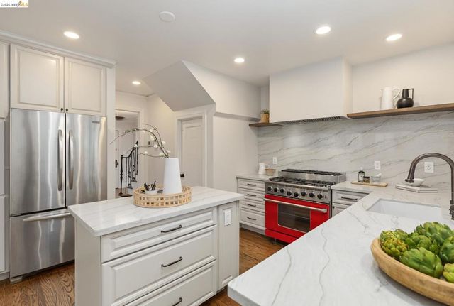131 Waldo Ave, Piedmont, CA 94611