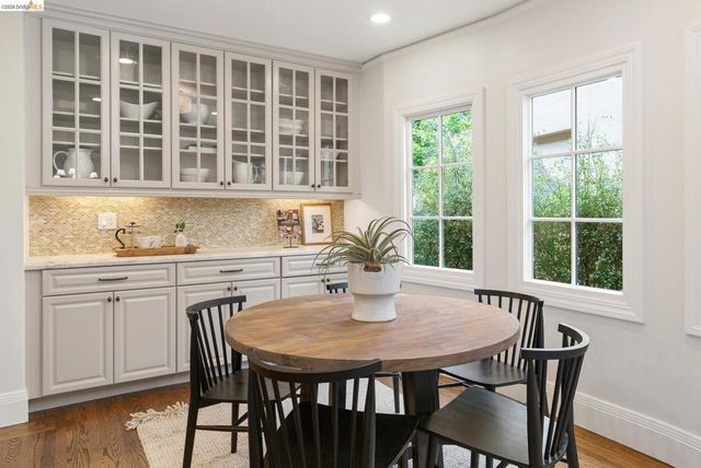 131 Waldo Ave, Piedmont, CA 94611