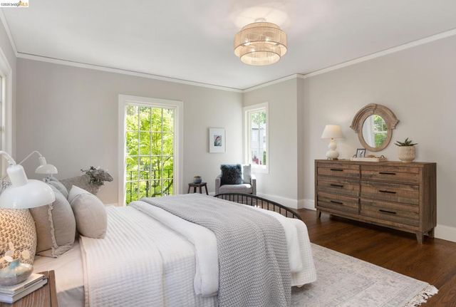 131 Waldo Ave, Piedmont, CA 94611